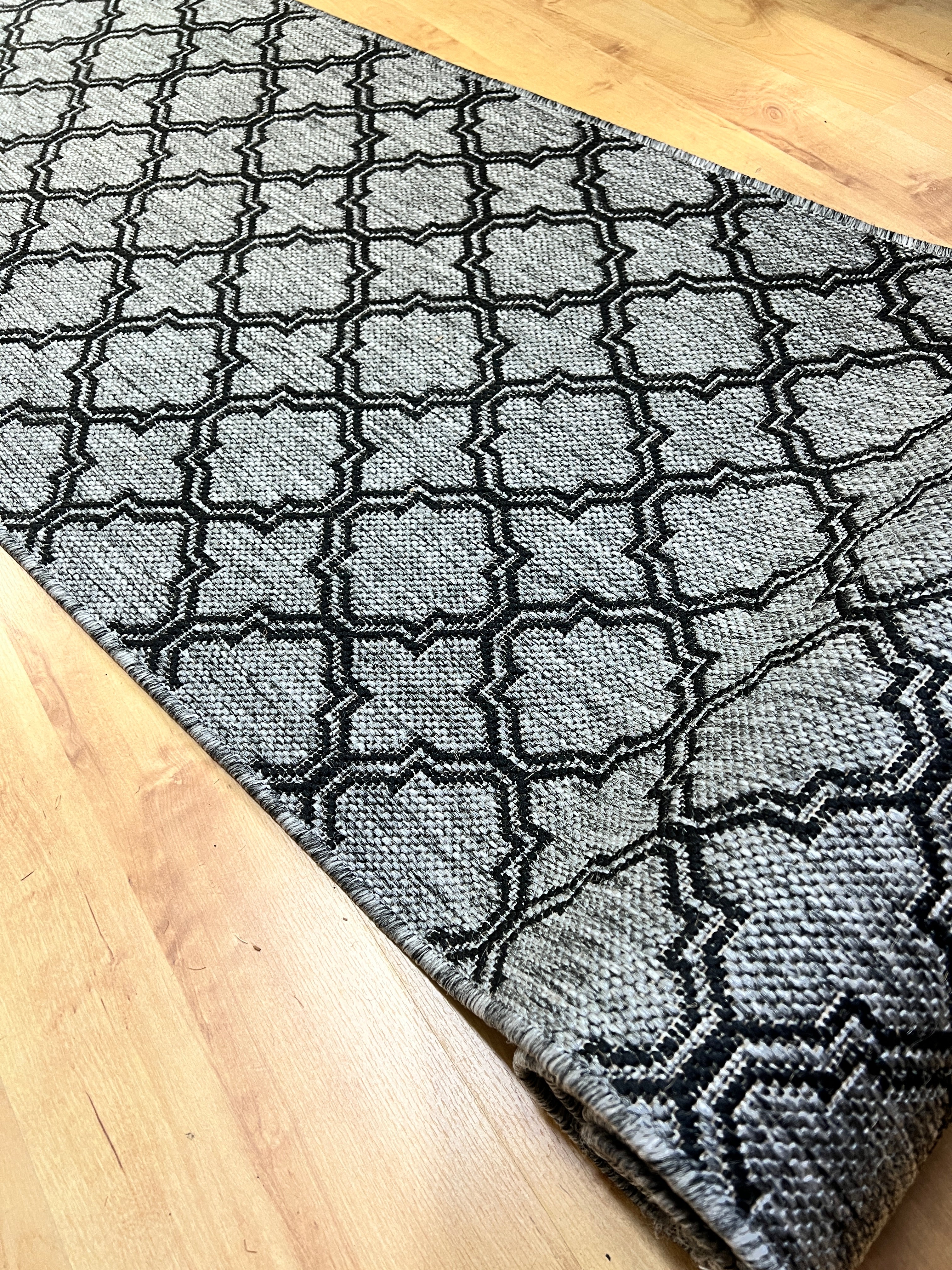 Seaspray Moroc Grey Black 67 x 230 cm-zoom-3