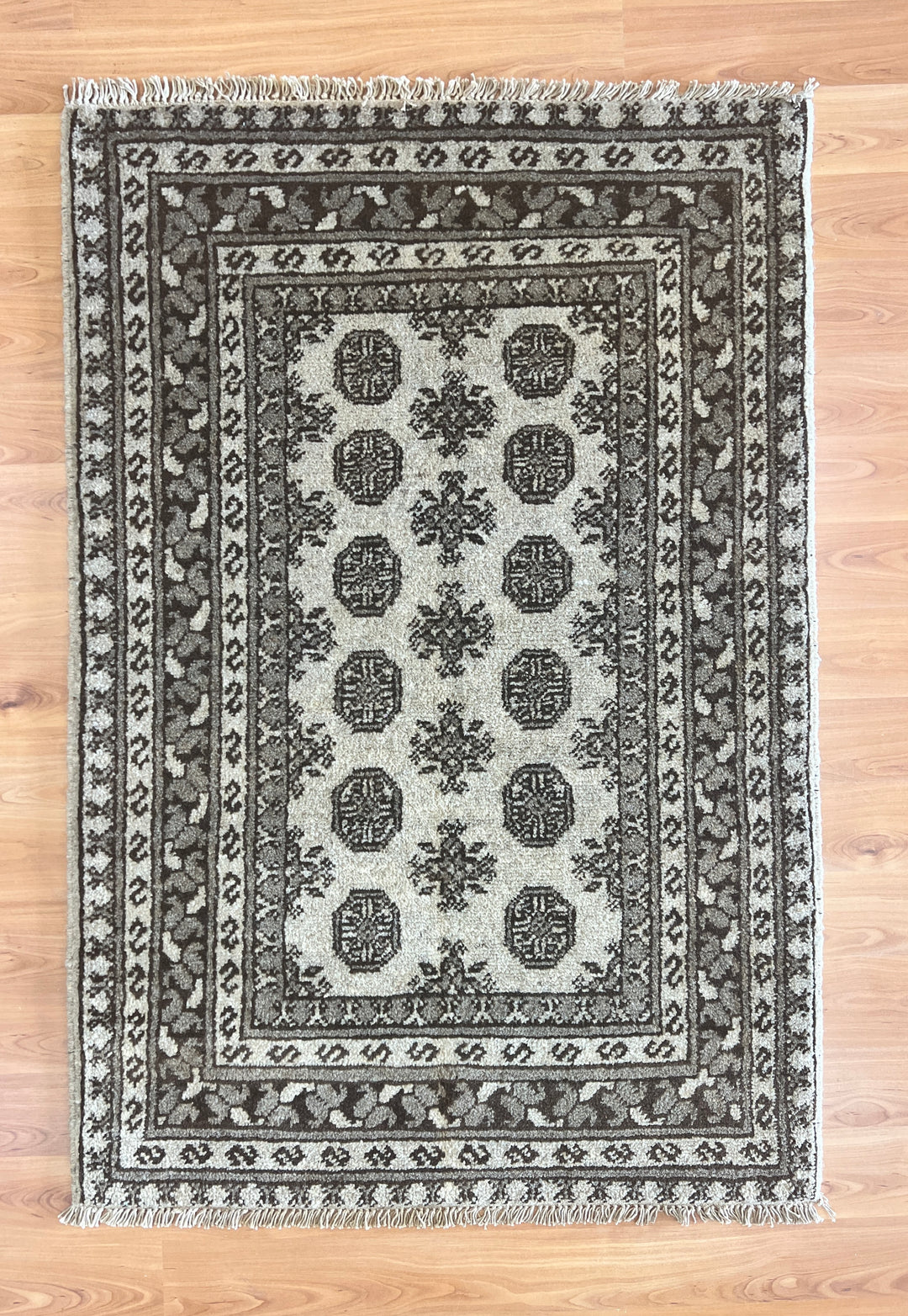 Akhcheh Natural 82 x 120 cm