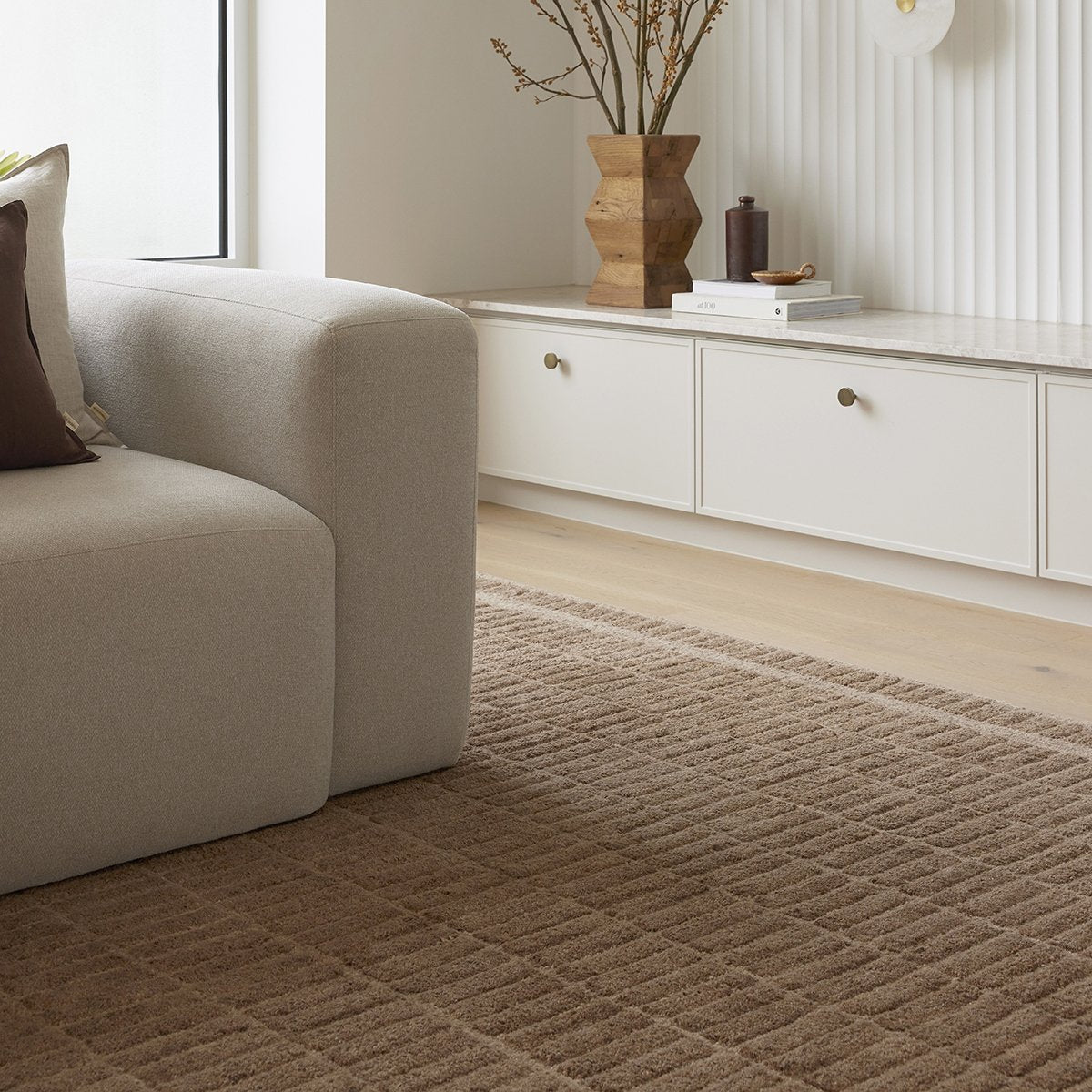 Marlow Mocha by Alisa & Lysandra-zoom-4