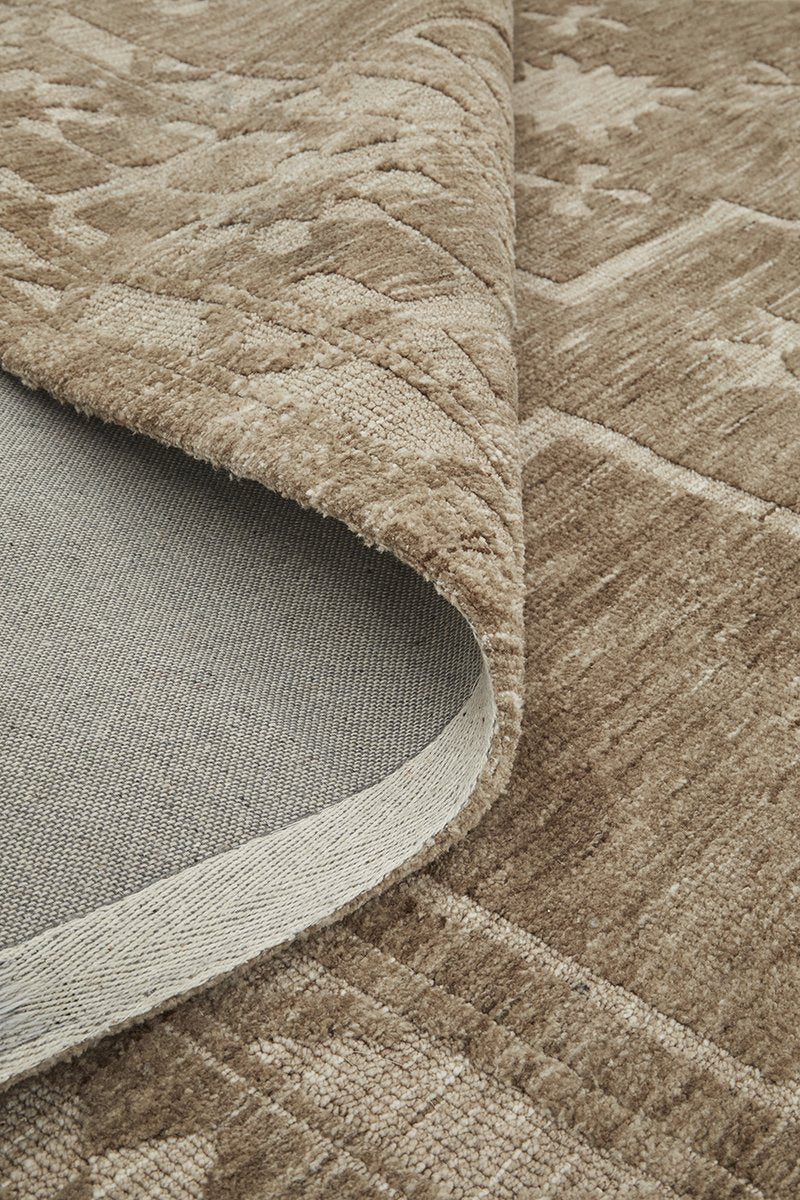 Ceylon Almond by Darren Palmer-zoom-
