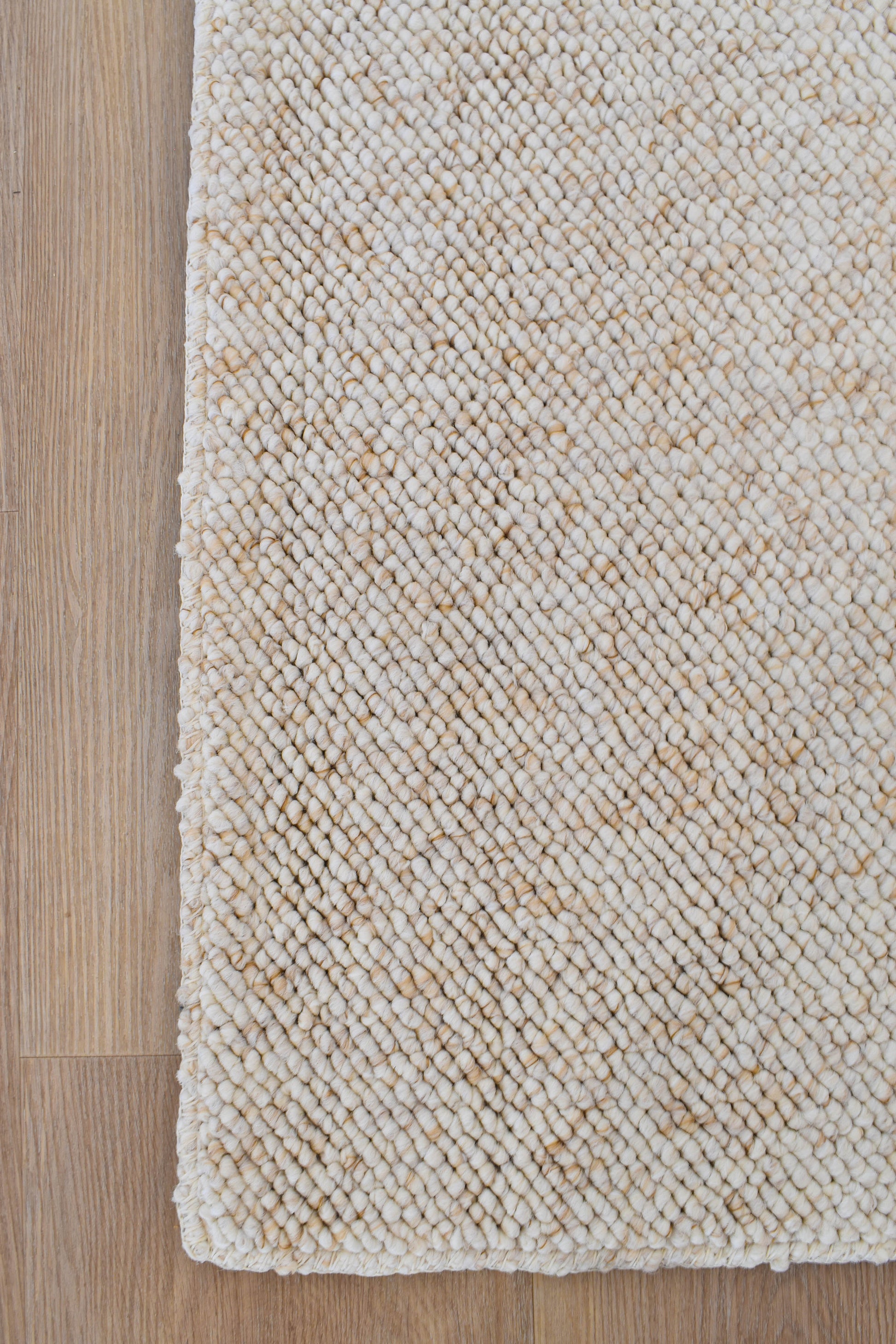 Drift Pebble Beige Fixed Runner-4