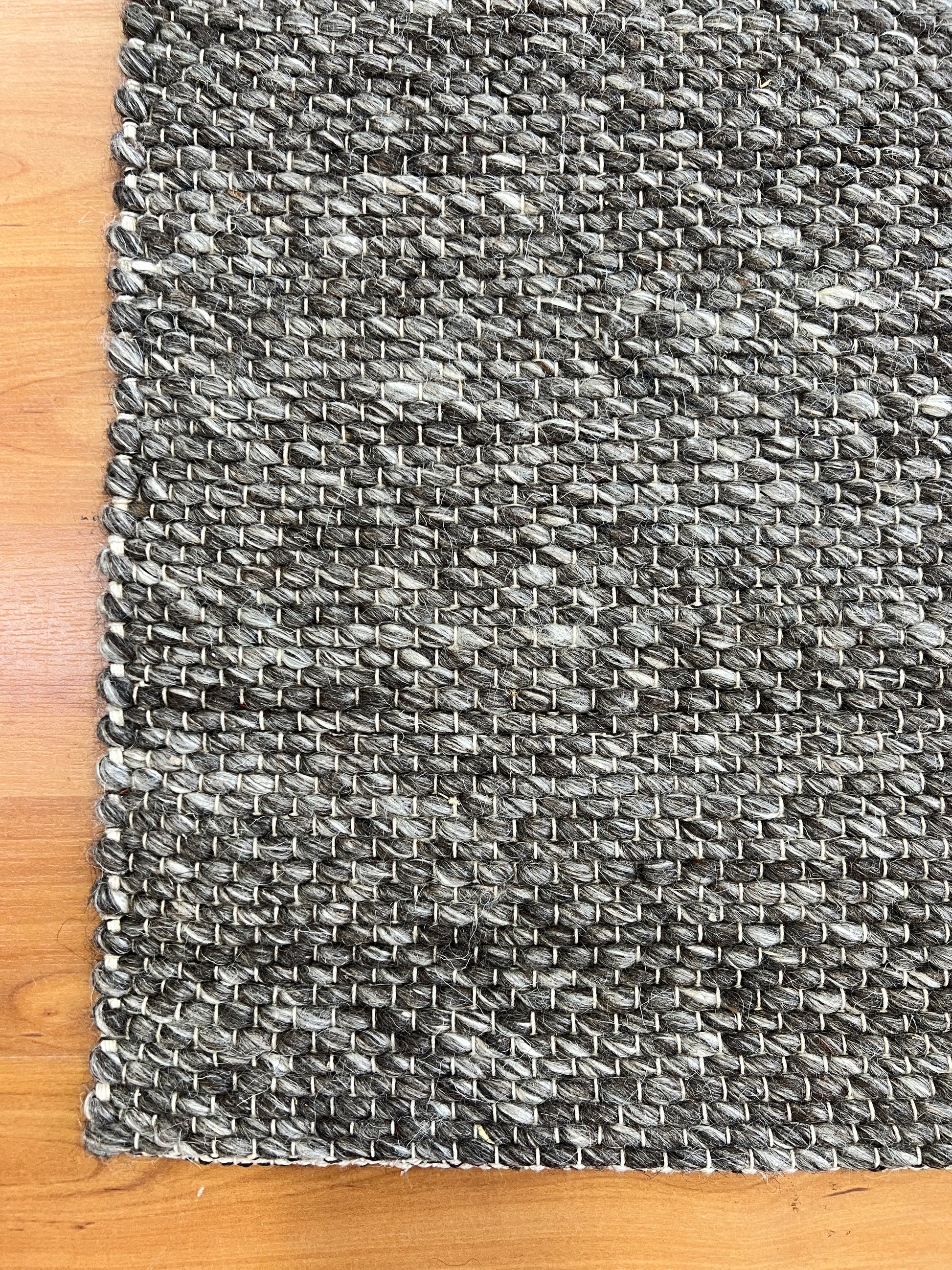 Drops Dark Grey-3
