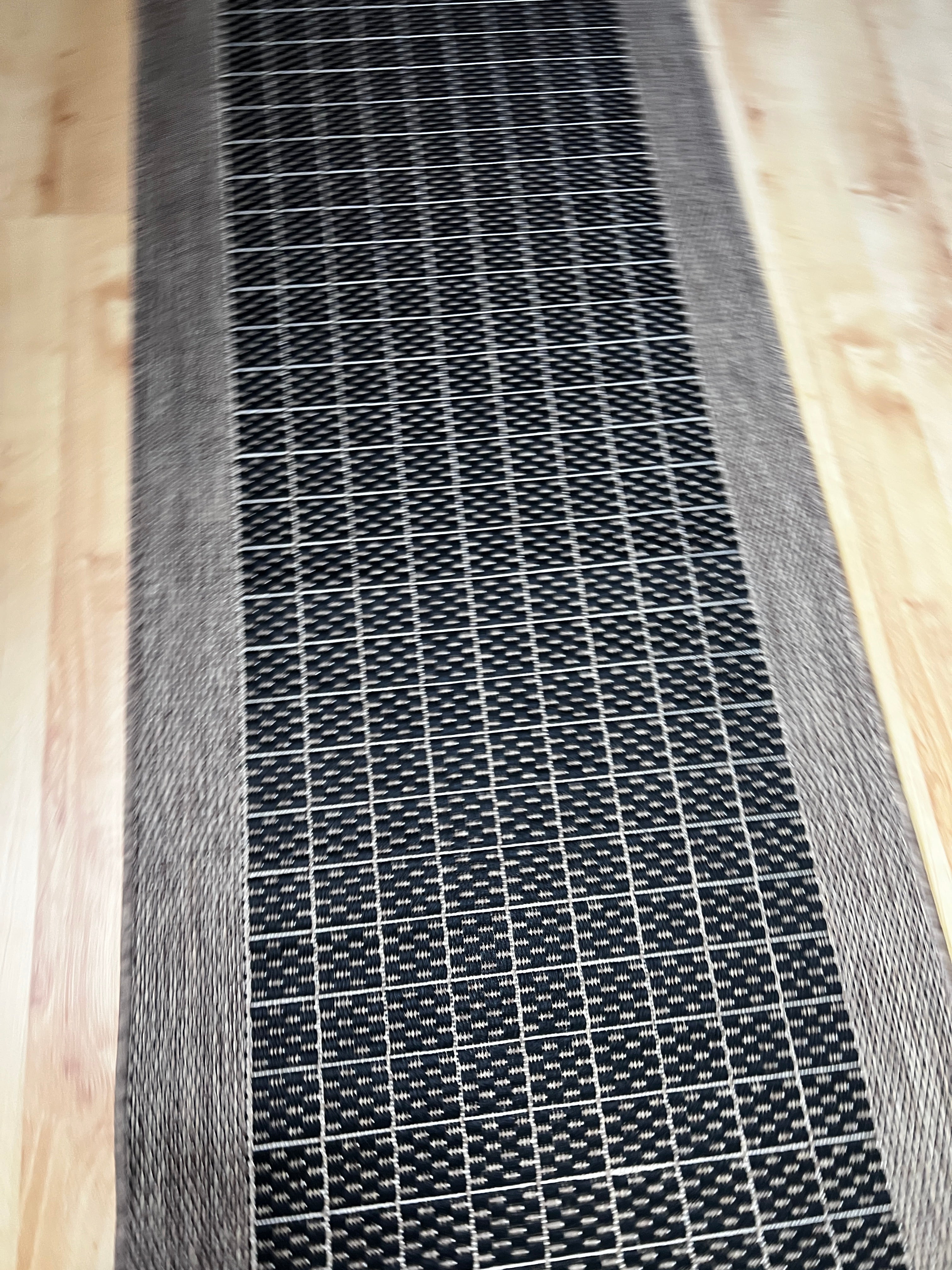 Suva Grid Coffee Black Fixed Runner