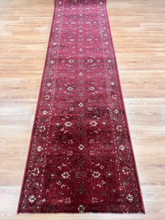 Antique Burgundy Tavernelle runner made of heat set polypropylene, 80 cm wide, from Turkey, displayed on a surface.