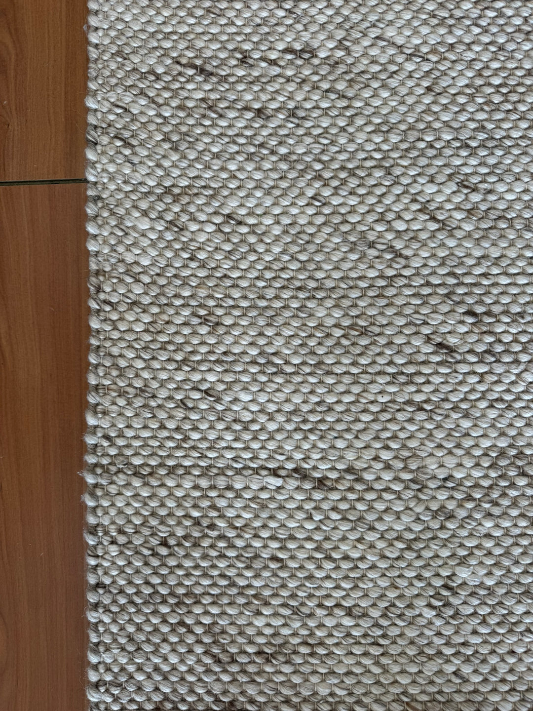 Drops Off White Runner 80 cm wide | $95 per metre