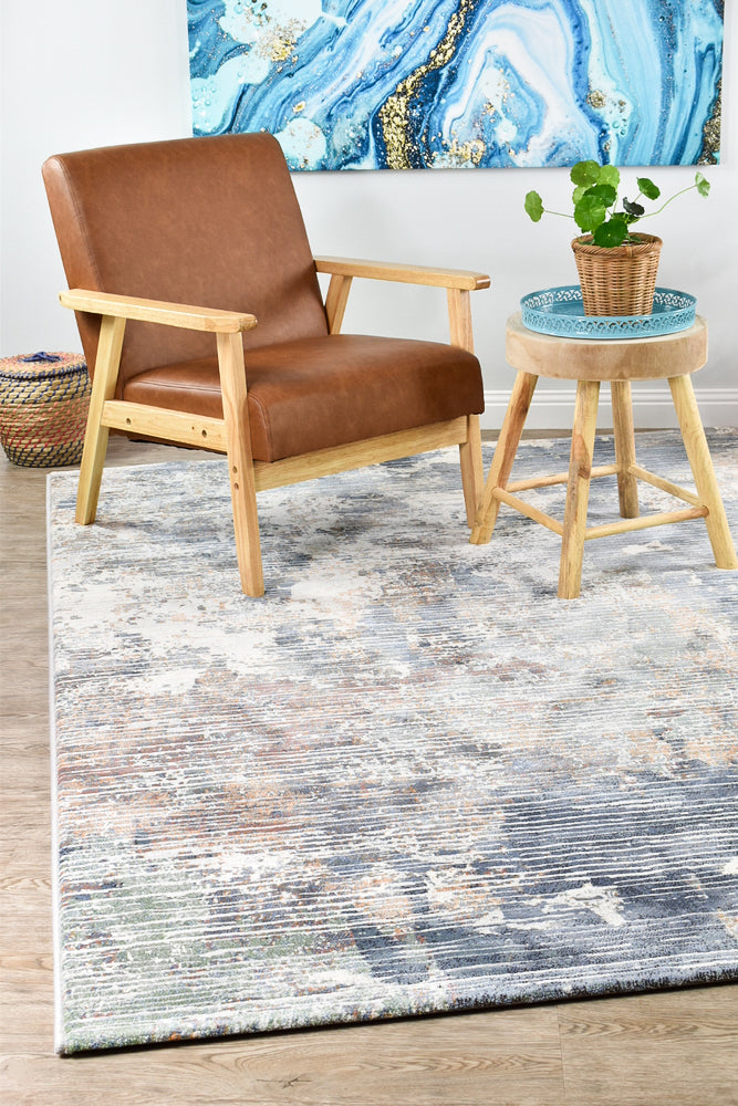 Elite Solo Modern Lounge