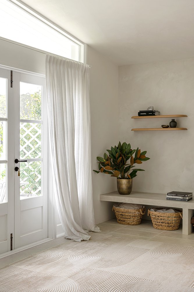 Raking Linen by Darren Palmer-zoom-1