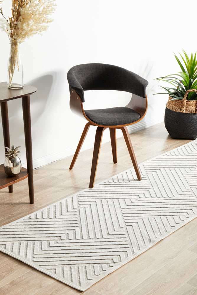 York Cindy Natural White Fixed Runner-zoom-