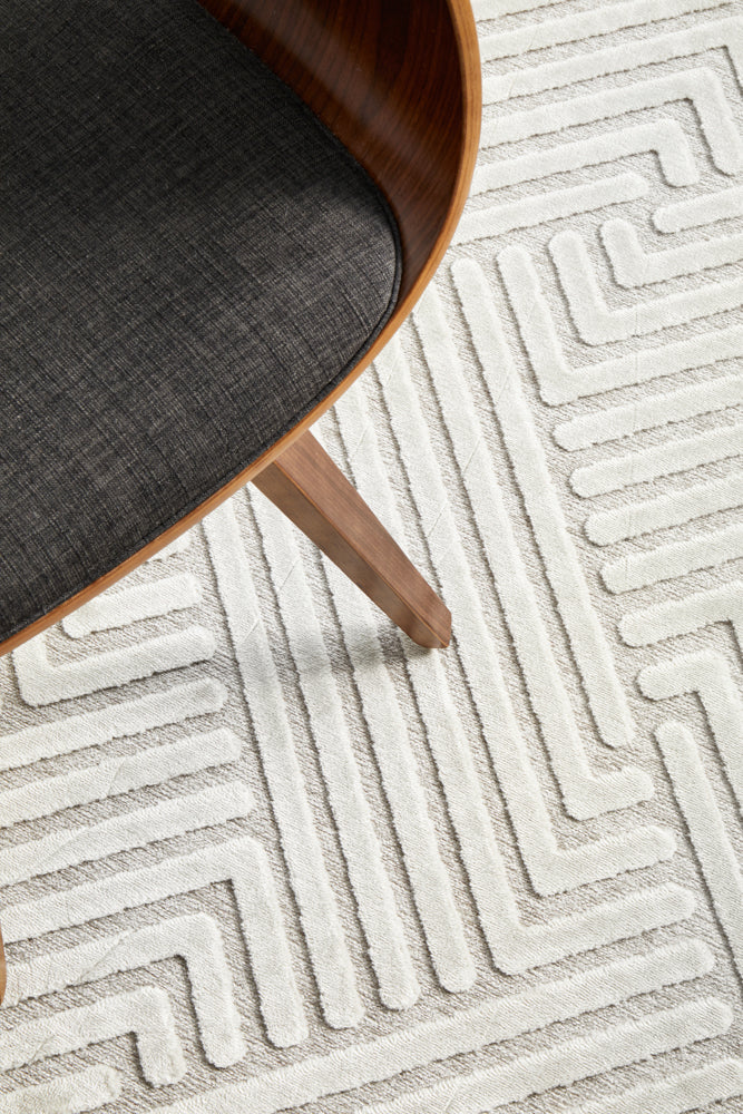 York Cindy Natural White Fixed Runner-zoom-