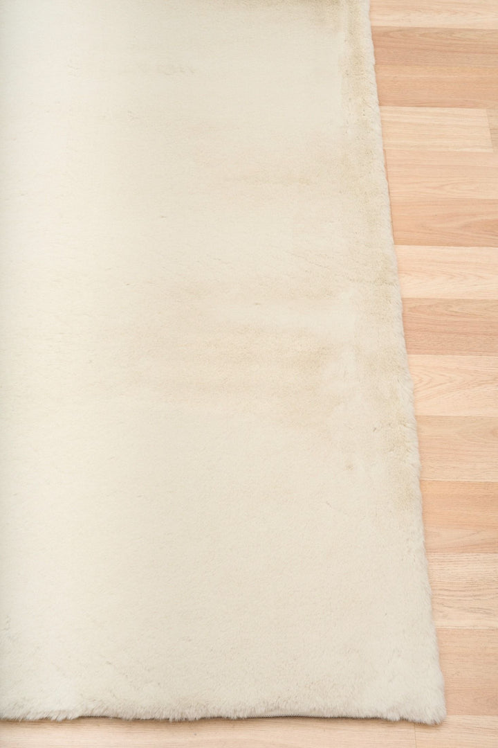 Carrie Supersoft Warm Neutral