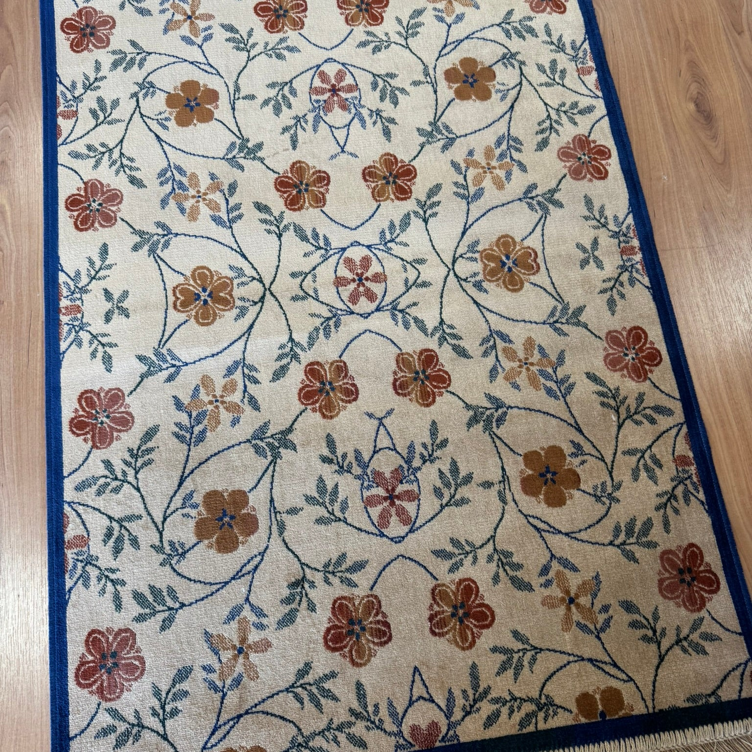 Chiraz Floral