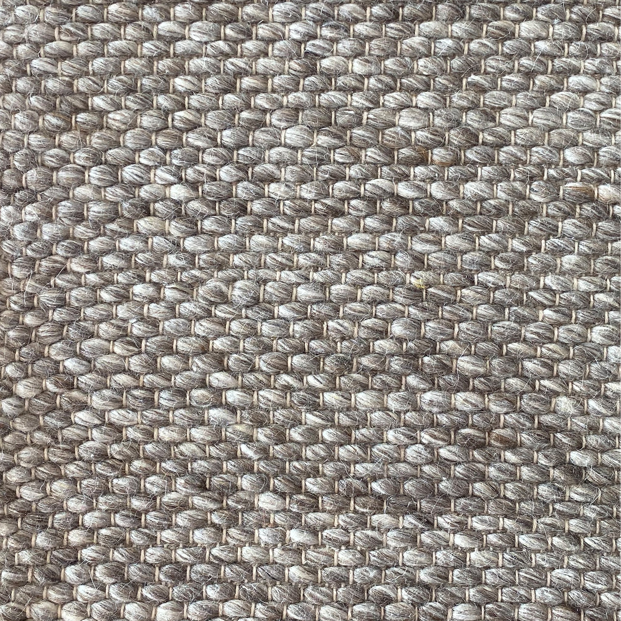 Drops Brown
