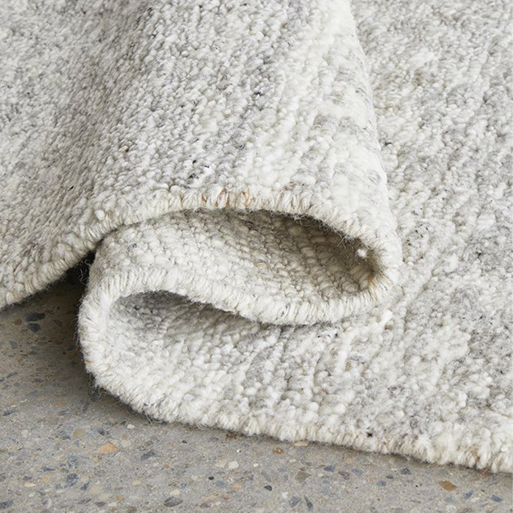 Travertine Silver by Darren Palmer-zoom-7