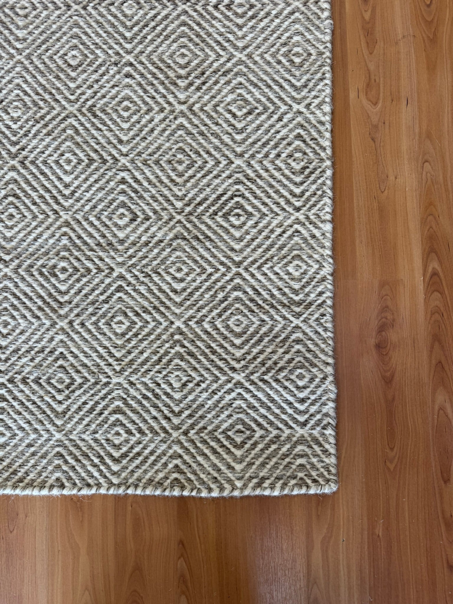 Diamond White Natural-9