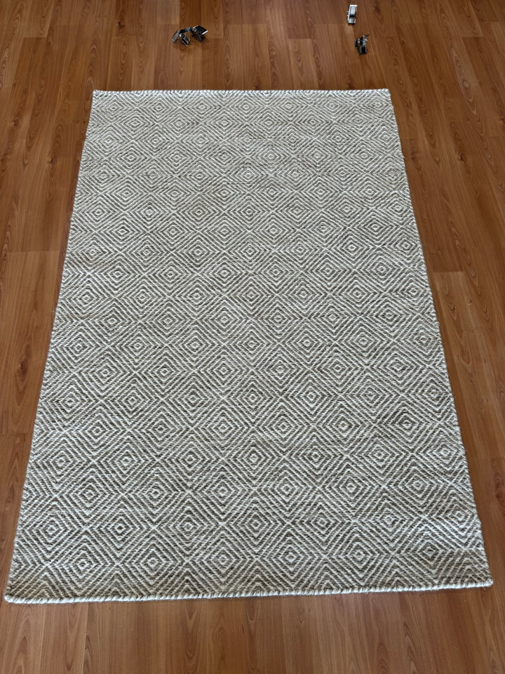 Diamond White Natural