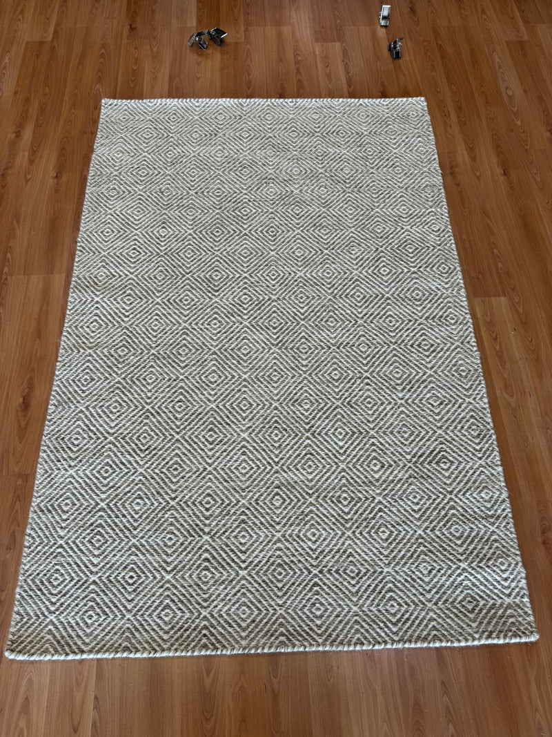 Diamond White Natural-zoom-