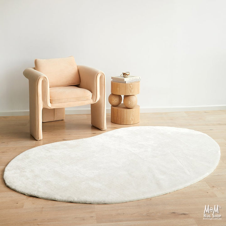 Jelly Bean Snow White Shaped Rug