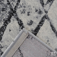 Belgium Kensington Lattice heat set polypropylene rug with intricate lattice design, showcasing its detailed pattern and rich texture.