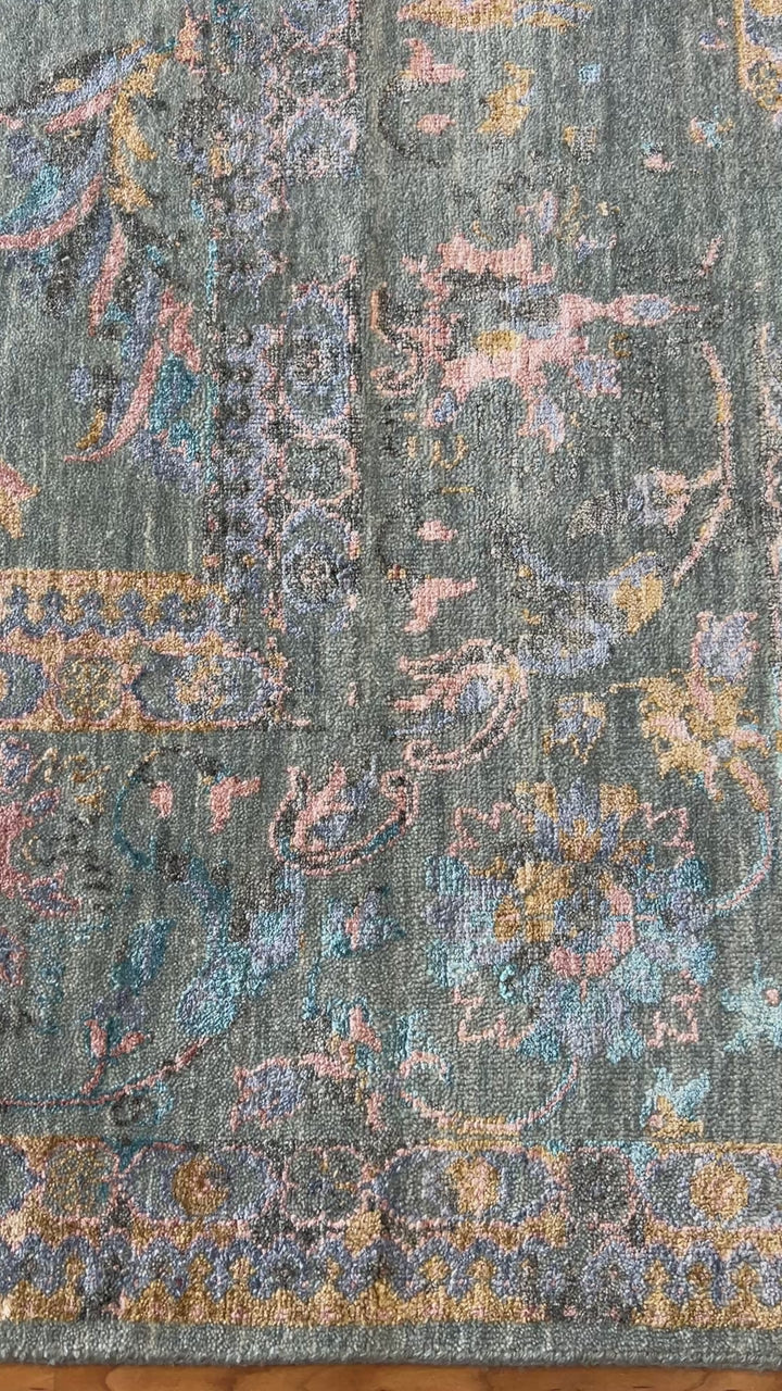 Transitional 245 x 300 cm