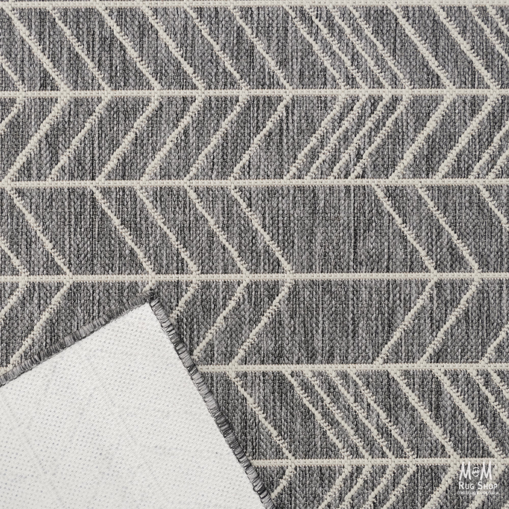 Seaspray Arrows Grey White