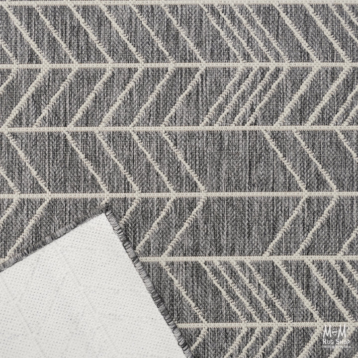 Seaspray Arrows Grey White