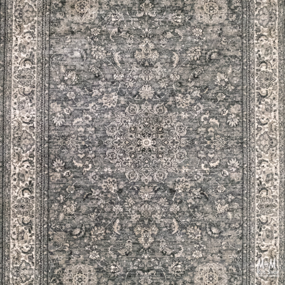 Heat set polypropylene rug in Verona Classic Silver Grey by Turkey, showcasing a soft, textured silver grey pattern.