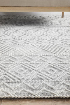 Pure wool Maison Kate scarf featuring soft, high-quality wool in a stylish design, made by India.